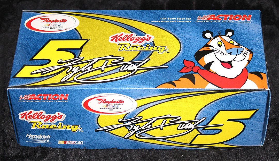 Action 1:24 Kyle Busch Rookie Monte Carlo Die Cast - #5 Kelloggs - Chrome - 2005
