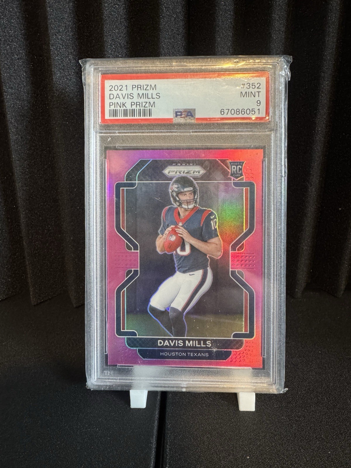 2021 Panini Prizm Davis Mills #352 Pink Prizm Rookie PSA 9 Houston Texans