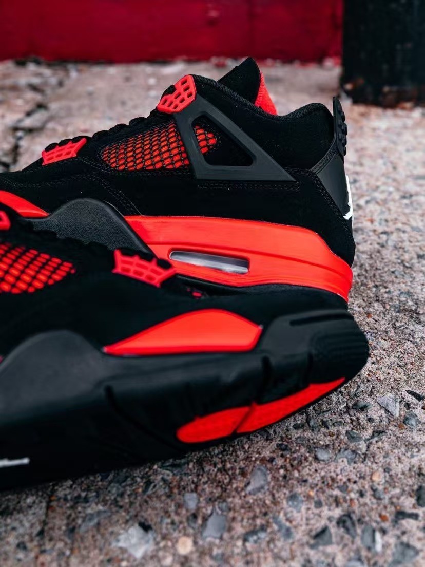 大人気のジョーダン Nike Air Jordan 4 Red Thunder Size 7.5 - Jordan 4 Retro Mid Red Thunder for sale online | eBay