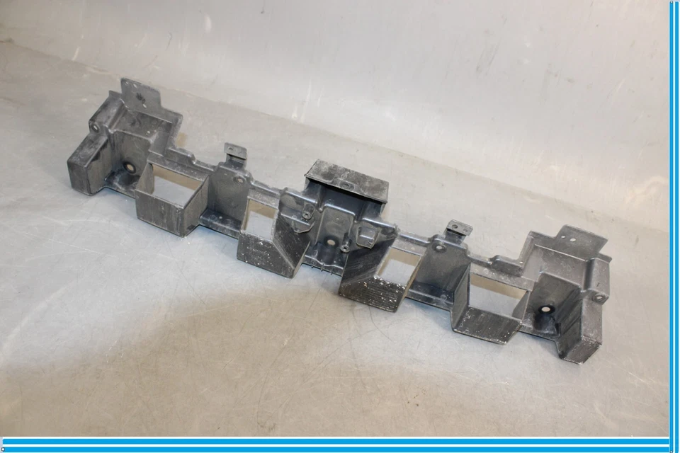 09-15 Jaguar XF X250 задний центральный бампер кронштейн крепление поддержка 8X2317B861AE оригинальный - Изображение 3 из 4