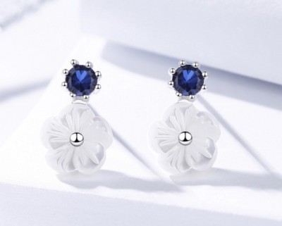 925 Sterling Silver MOP Shell Flower Cubic Zirconia Stud Earrings Gift Box K50