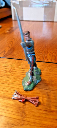 Vintage Britains Herald Swoppets 1960's 15th Century LONG BOWMAN Bare head Rare - Picture 3 of 5