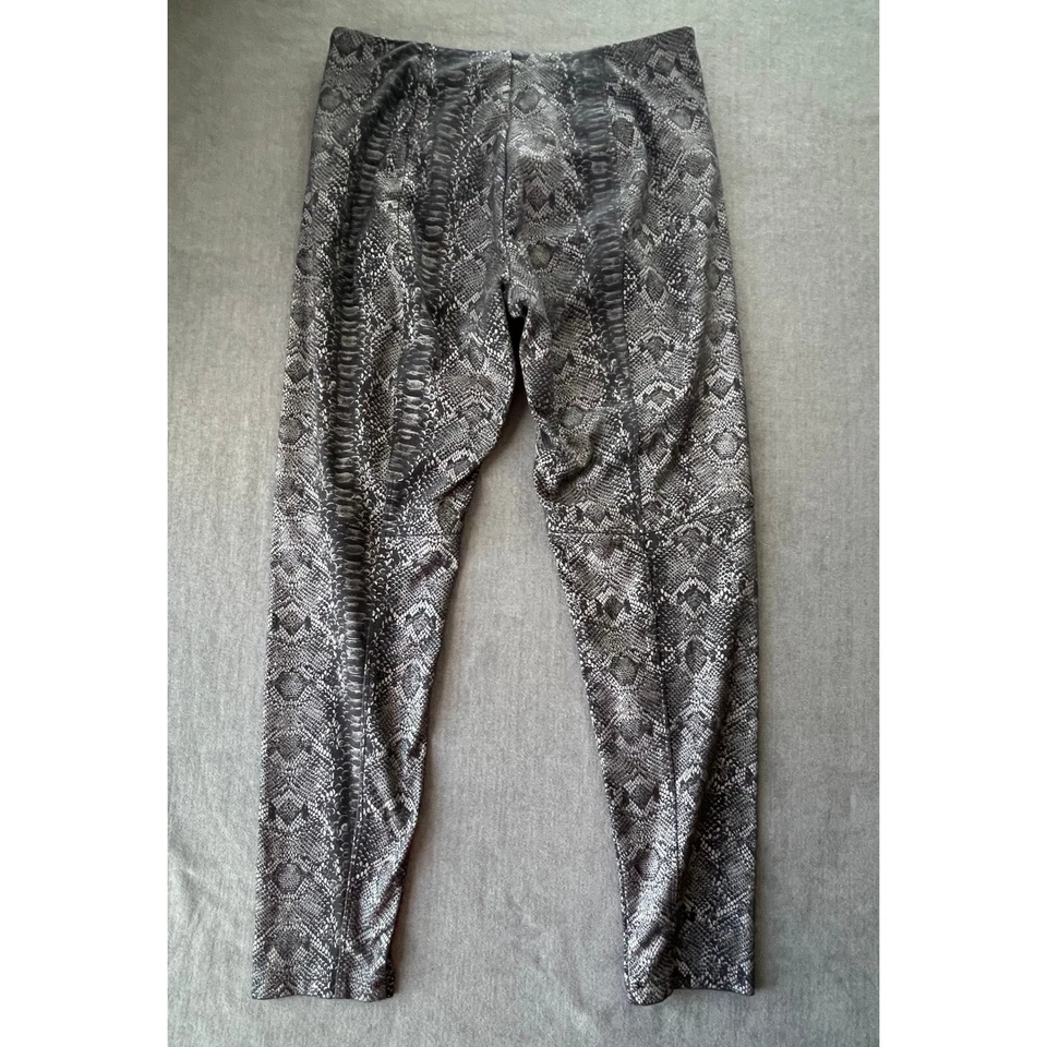 Leggings Lysse tiro alto para mujer L negros grises piel de serpiente estampado animal adelgazantes Foto 3 de 4