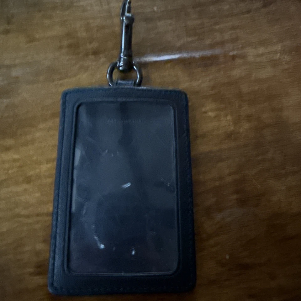 Soporte de identificación COACH Star Wars Darth Vader Foto 2 de 3