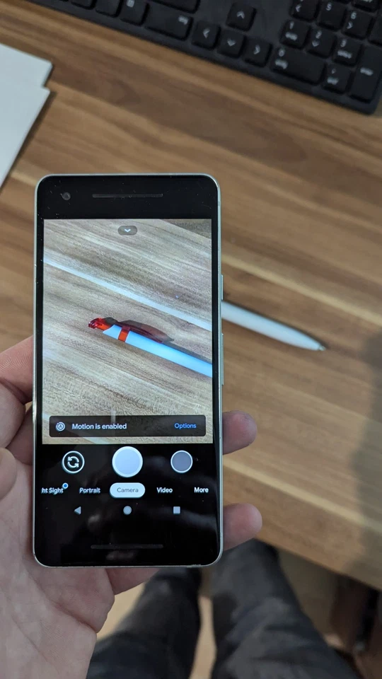 Google Pixel 2 64GB Weiß ohne Simlock - Bild 2 von 4