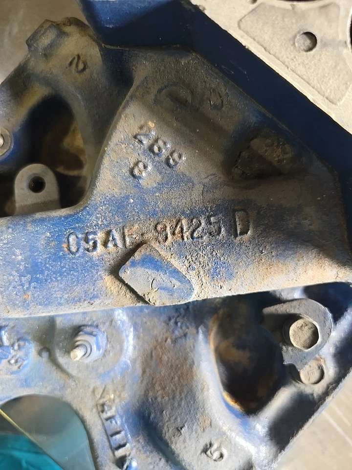 Colector de admisión Ford 289 302 1960 2V D10E-9425-AA Mustang Cougar Fairlane Foto 2 de 4