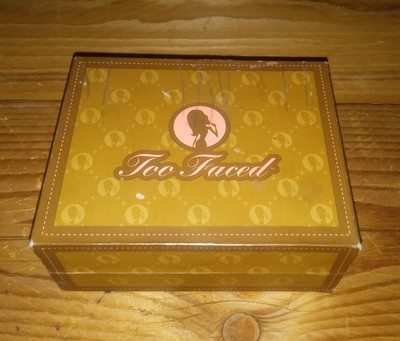 Two-Faced Cosmetics Light-up Mirrored Makeup Box Rare And Vintage