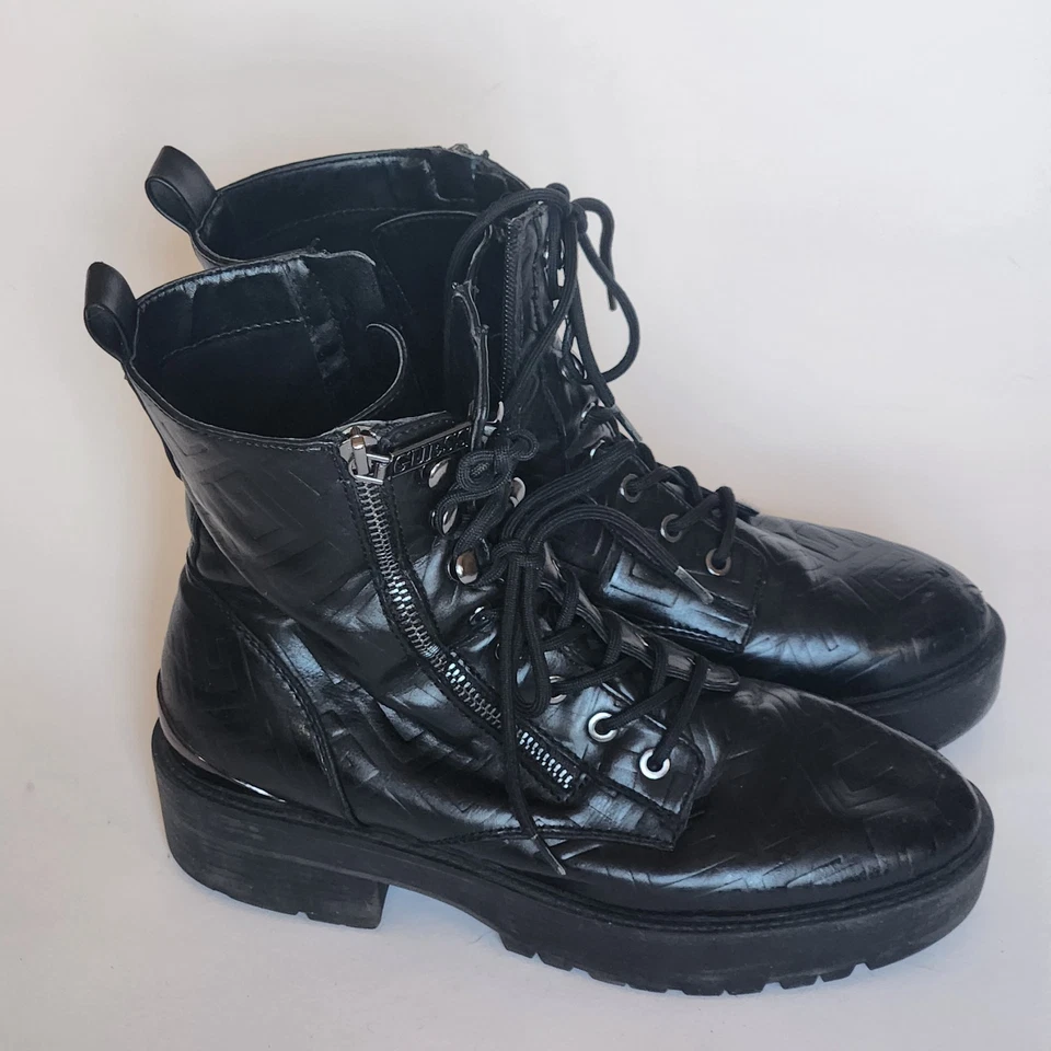 GUESS Fearne Women’s 9.5 Black Quilted Combat Boots Lace Up Side Zip Logo Heel - Image 3 of 4