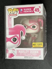 Harley Quinn Pink and White Hot Topic Exclusive Funko Pop #45 NIB w Protector