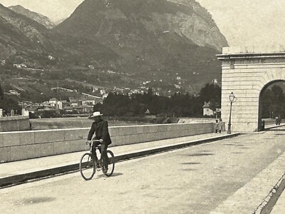 Photo Ancienne – Groupe D'hommes à Vélo – Format Stéréo – Tirage Original C.1900