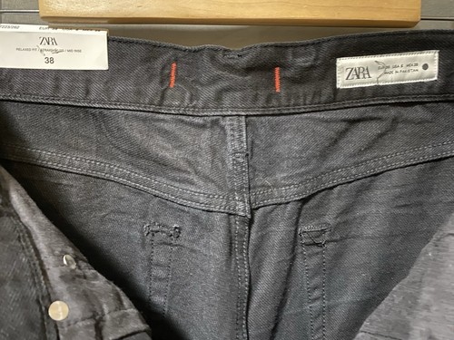 Neu mit Etikett Zara Damenjeans Reißverschluss vorne mittelhoch Baumwolle entspannt gerades Bein Größe 6 schwarz - Bild 4 von 17
