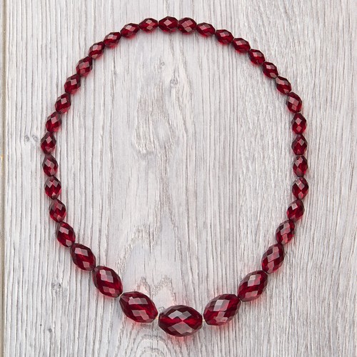 Collar antiguo de baquelita facetado cereza años 30/40 30 g. Semicrome probado - Imagen 3 de 10