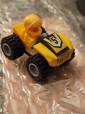 LEGO RACE CAR WITH DRIVER W/HELMET YELLOW/BLACK 2