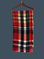 TIMELESS RED PLAID PICNIC STYLE SCARF BLANKET