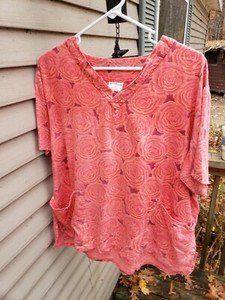 Lilly Large Roses Scrub Top