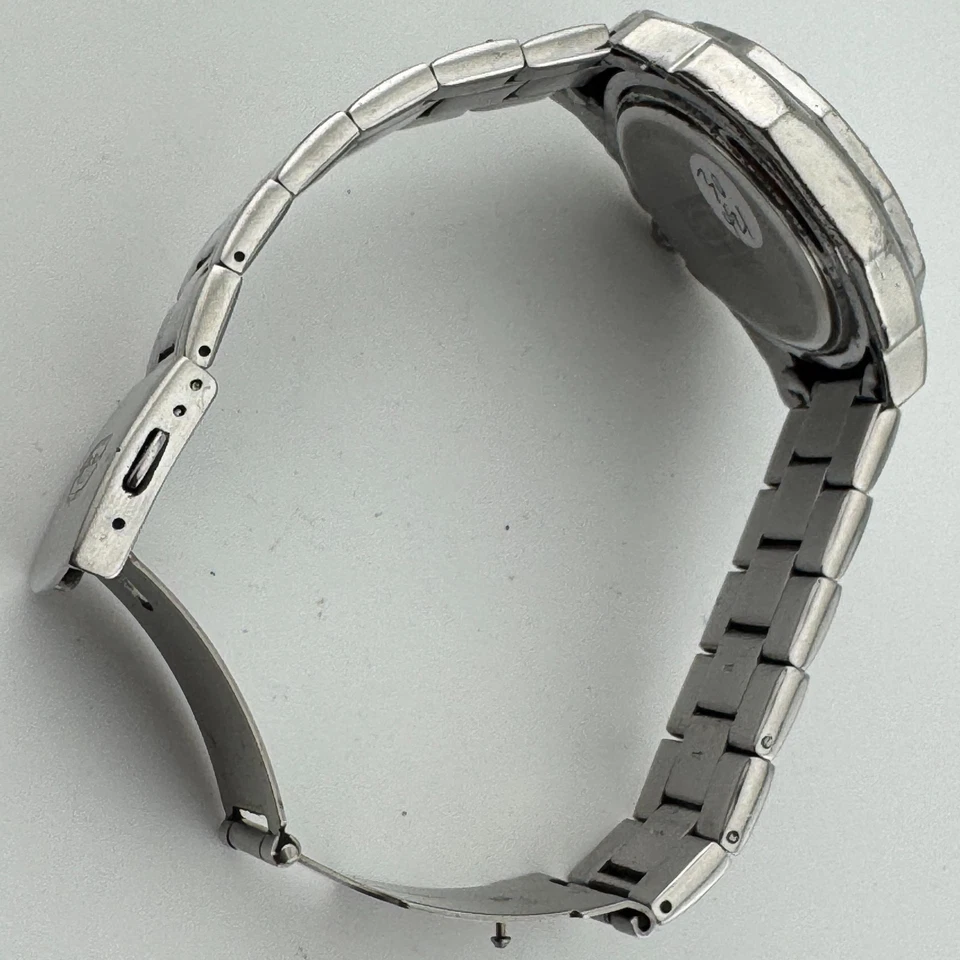 Marc Ecko Quartz Watch Men 30m Silver Rhinestone Chronograph New Battery 7.25" - image 3 of 4