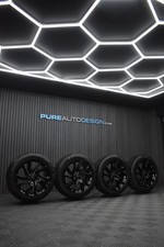 Genuine Discovery 5 21" Alloy Wheels REFURBISHED VIPER BLACK & Pirelli Tyres x 4
