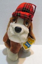 DAKIN 1978 NATURE BABIES SHYLOCK BASSET HOUND 11" PLUSH STUFFED DOG W/ HANG TAG