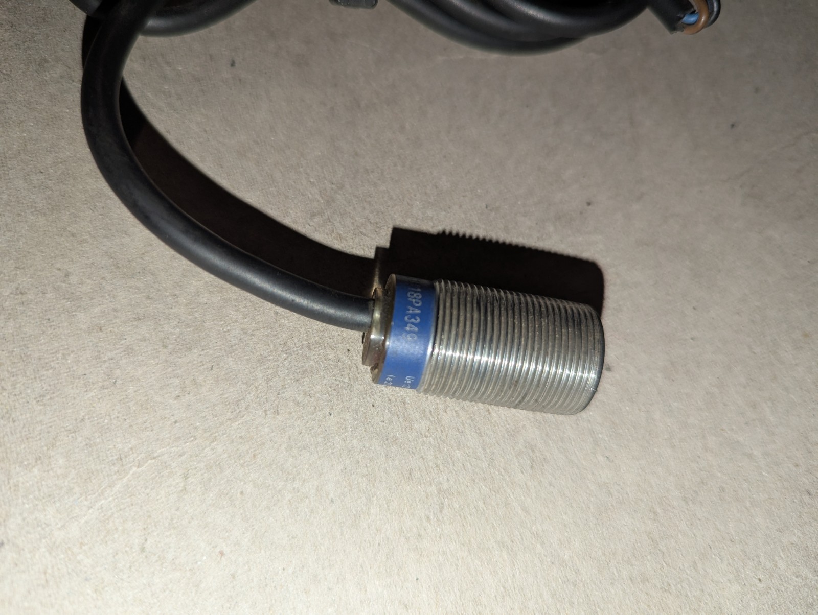 Picture 2 of 8