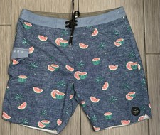 Rip Curl Melons Layday Men's Boardshorts Size 36 Inseam 8.5  Watermelon