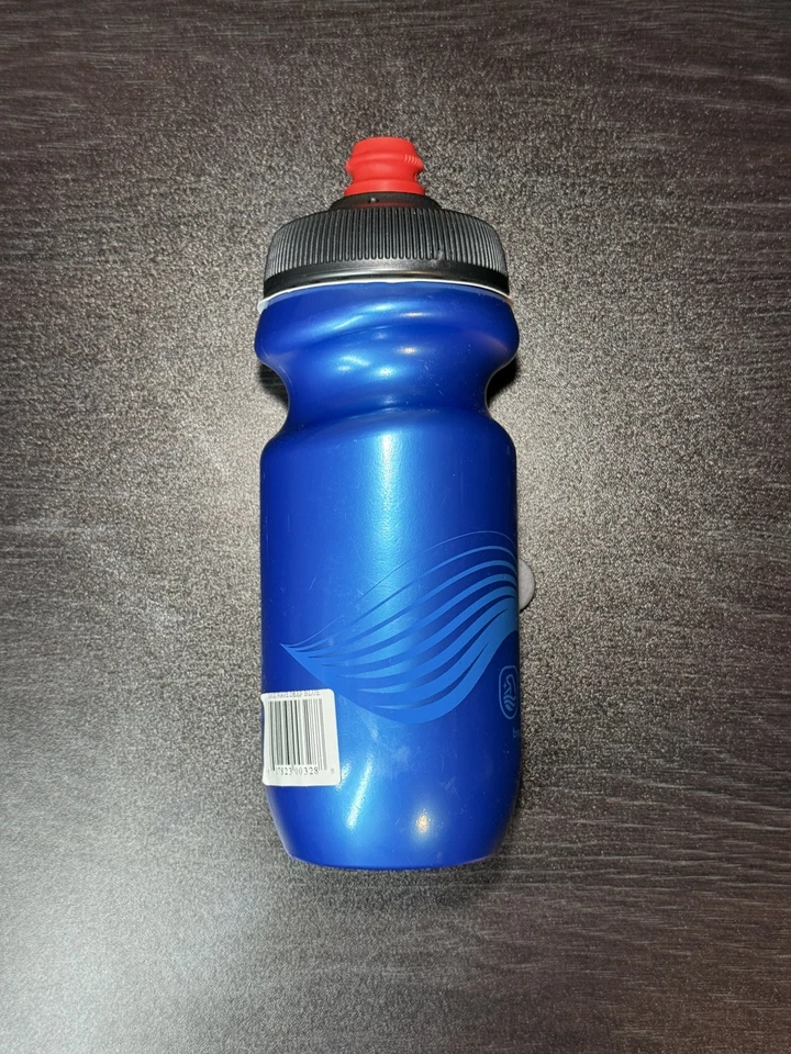Polar Bottle Breakaway Bike Bottle, 20 fl oz (600 ml) Blue With Surge Cap - Image 3 of 4