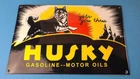 VINTAGE HUSKY GASOLINE PORCELAIN GAS SERVICE STATION PUMP PLATE CONVEX SIGN