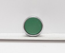 NEW Allen-Bradley 800FM-F3 Flush Push Button - Green - Series A