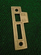 AGED BRASS FINISH EASTLAKE 3 5/8" PASSAGE DOOR STRIKEPLATE - STYLE #2   (33011)