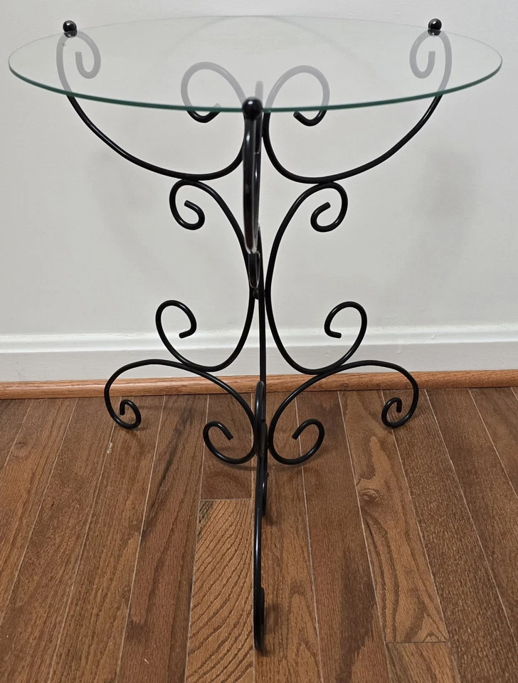 Vintage Mid Century Wrought Iron Patio End Table Plant Stand Glass Top Chippy - Image 4 of 4