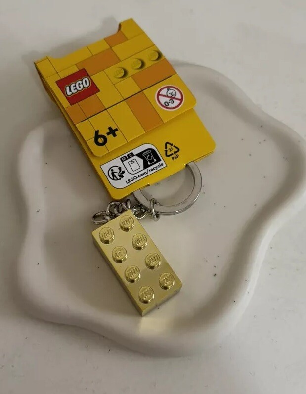 Lego 850808 Gold 2x4 Stud Brick Keyring Keychain