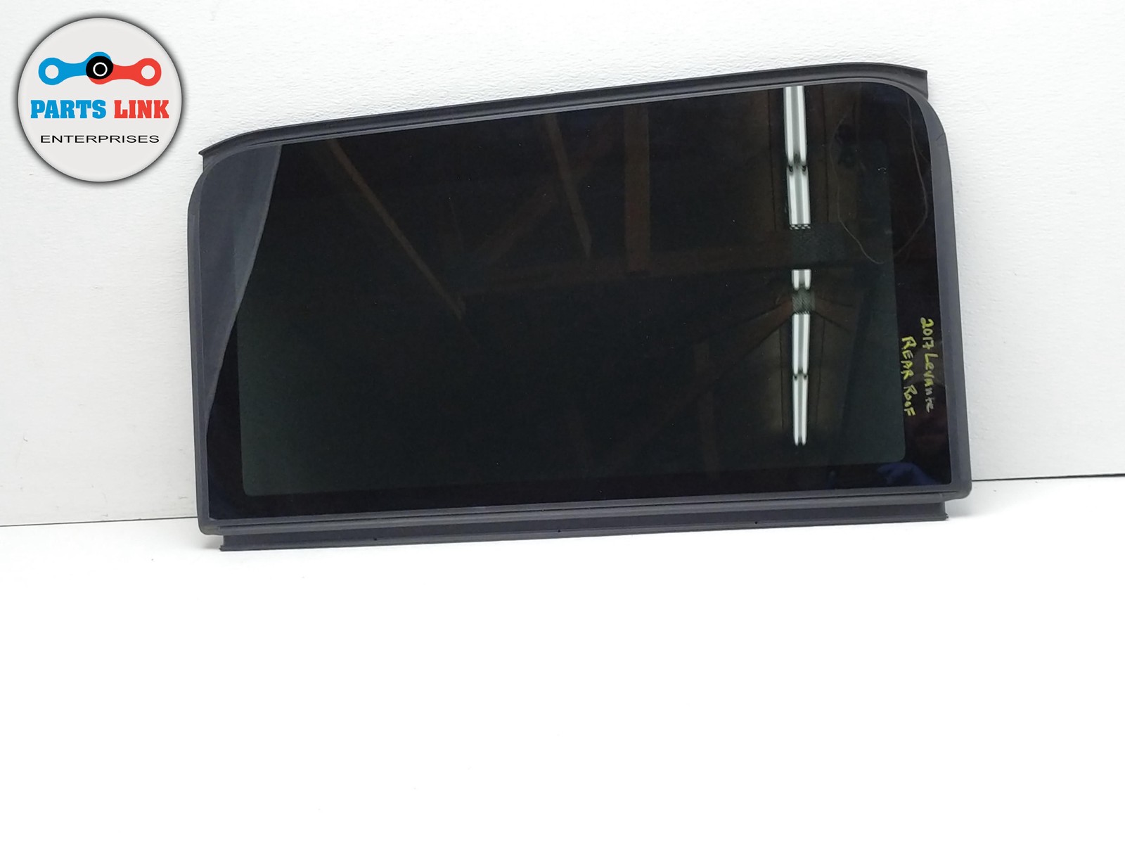 2017-20 MASERATI LEVANTE REAR PANORAMIC SUN ROOF MOON GLASS WINDOW PANEL M161