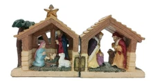 Resin Christmas Nativity Scene  One Piece 8 X 4 Collectible Opens Up