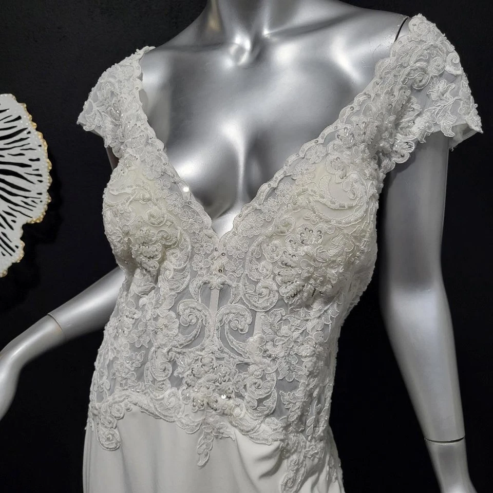 NUEVO CON ETIQUETAS~$1850~STELLA COUTURE~16/18~VESTIDO DE NOVIA BLANCO ROTO BORDADO ENCAJE CON CUENTAS Foto 2 de 4