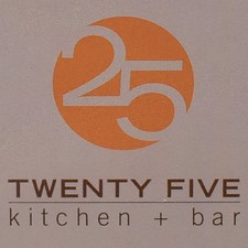 25 Twenty Five Cocina + Bar Menú Ottawa Avenue SW Grand Rapids Michigan Años 2000