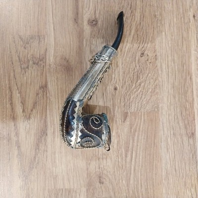 Vintage Holzpfeife mit silbernem Metalldekor inkl. Seiloptik.  Vielleicht Deutsch?