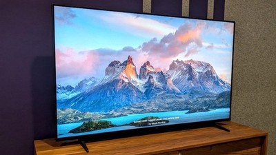 Tcl 43'' 4K Ultra HD 2160p HDR Smart Roku LED 120Hz TV with Wi-Fi 43S403