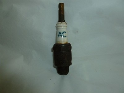 Vintage AC 47 Spark Plug  Lot U-721