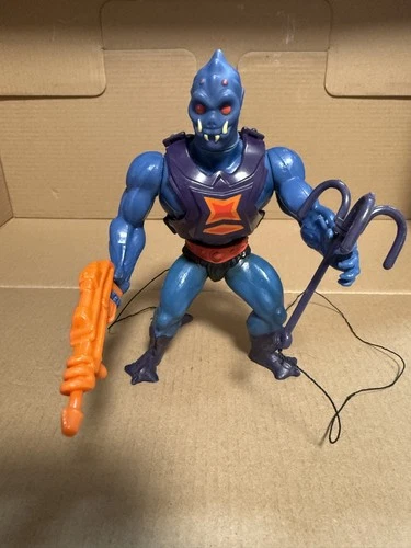 VINTAGE Webstor MOTU He-Man Action Figure Complete ****1 armor clip is broken