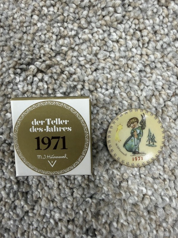 Hummel Goebel 1st Edition Annual Plate 1971 Heavenly Angel #264 in Box 100th