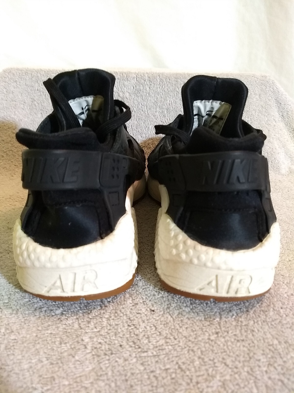 Nike Womens Air Hurache Run Premium 'Black Gum' (… - image 5