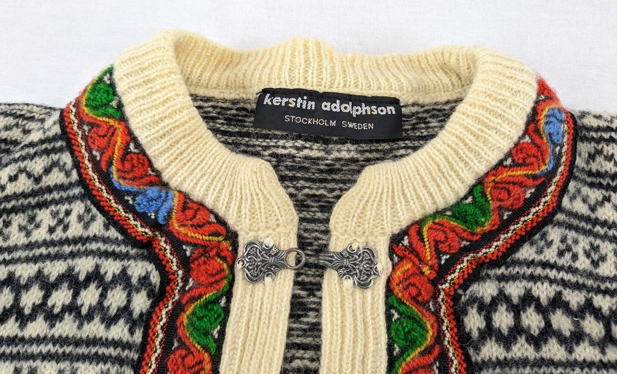 Kerstin Adolphson Classic Nordic Pure Wool Pewter Clasp Kerstin Adolphson Classic Nordic Pure Wool Pewter Clasp