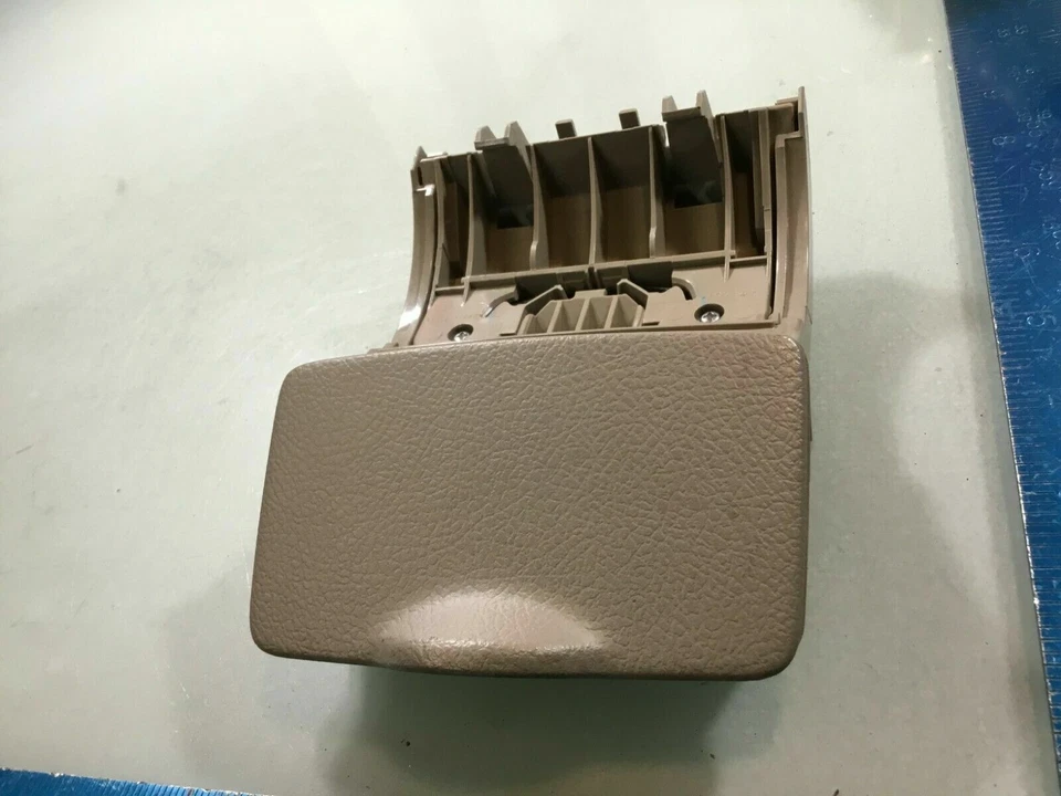 08 09 10 Scion XB Consola central trasera Portavasos Trasero Portavasos Bandeja OEM X Foto 2 de 4