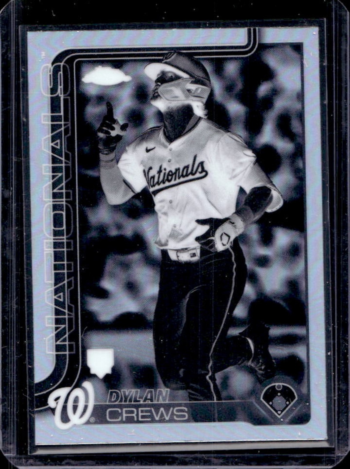 2025 Topps Chrome Dylan Crews Negative Refractor Rookie RC #146 Nationals