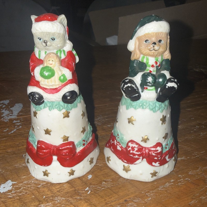 Vtg Set of 2 Christmas Dog and Cat Couple Figurine Porcelain Bells Handpainted 