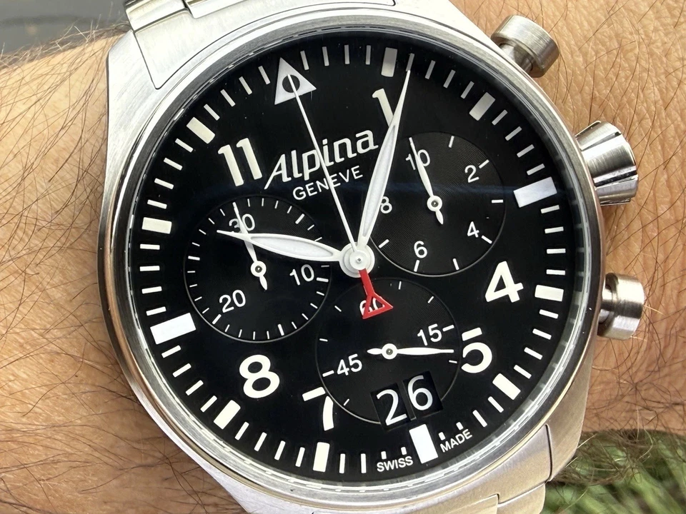 Alpina Startimer Pilot Chronograph AL-372B4S6B 44mm Big Date Mint US Seller - Image 2 of 4