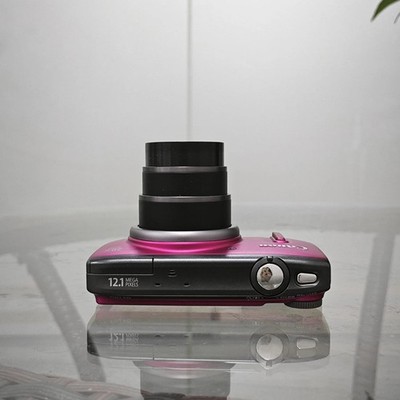 Canon PowerShot SX240 HS 12.1 MP Digital Camera 20x Optical Zoom