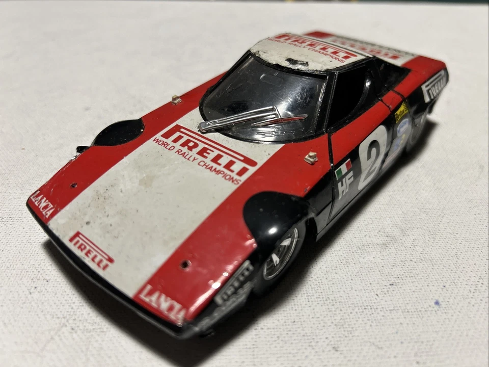 Burago 0108 Lancia Stratos Scala 1/24 Vintage  - Immagine 2 di 4