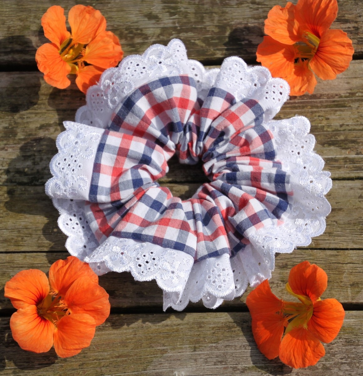 New Scrunchie Gingham White Lace Trim Hair Accessory Hair band