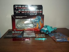 Hasbro Transformers G1 Autobot Kup action figure w  box insert complete 1985