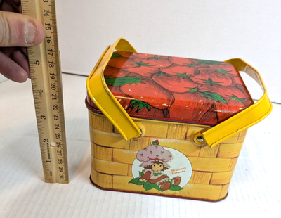 Vintage 1980s Strawberry Shortcake Metal Lunch Box Box Picnic